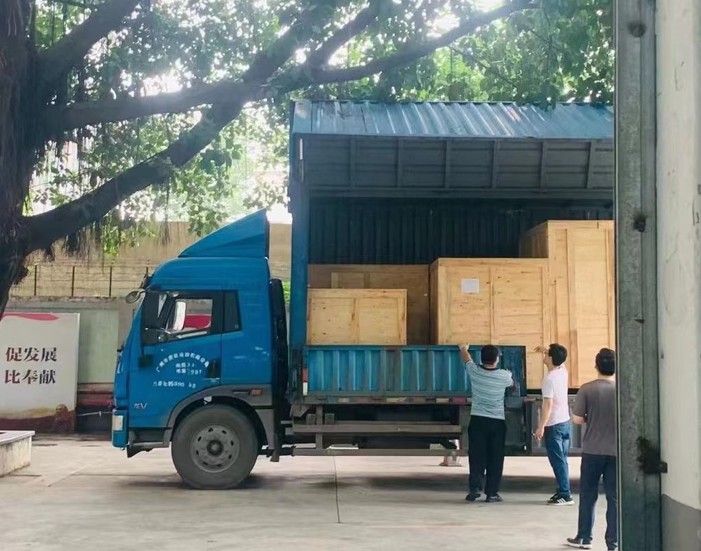 蓝色纳米阻燃滤纸发往国外